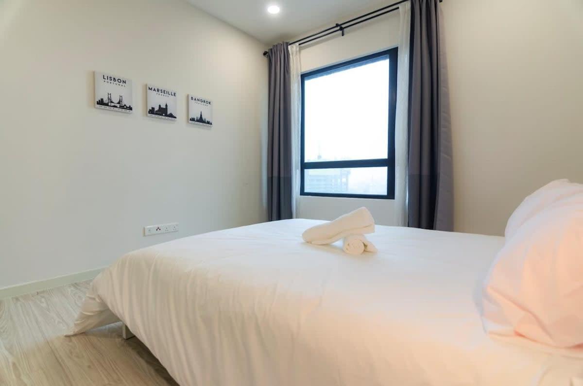 Totoro Theme Suite In Suasana Jb Johor Bahru Exteriér fotografie